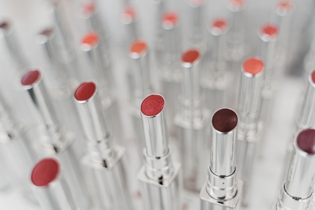 Top 5 Lipstick Shades for Every Skin Tone