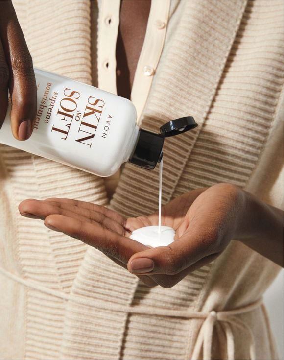 Skin So Soft Supreme Nourishment Enriching Coconut Oil Milk Lotion 3 Skin So Soft Supreme Nourishment Enriching Coconut Oil Milk Lotion - Image 3