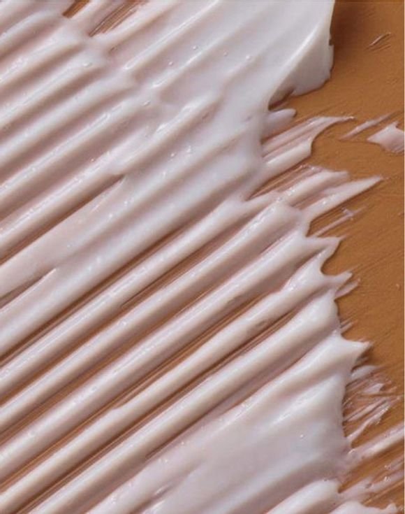 fmg Cashmere Eyelash Primer 2 fmg Cashmere Eyelash Primer - Image 2